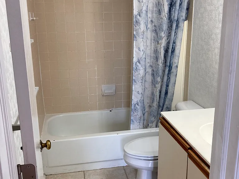 1600 Park Cir — Photo 6