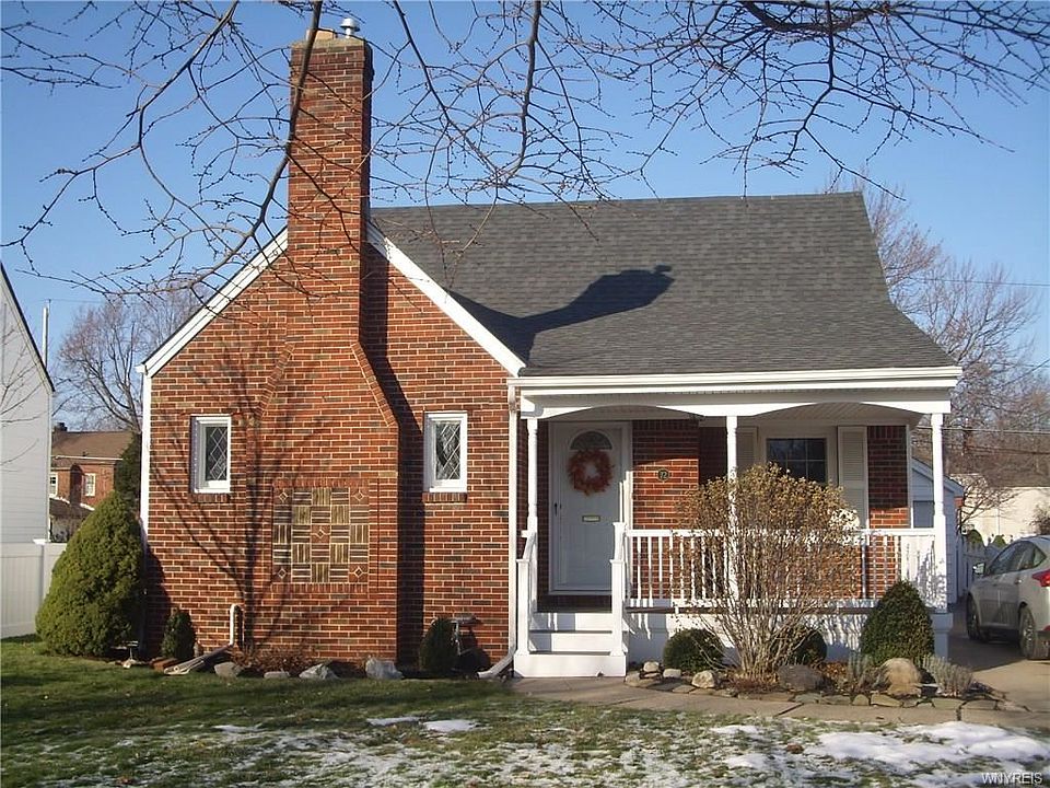 1st image of 72 Colvinhurst Dr