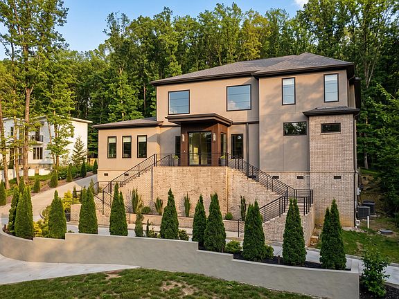 2nd image of 506 Timberlinks Dr