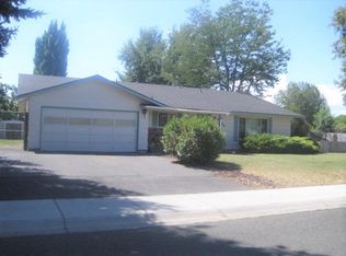 4504 Meadows Dr, Klamath Falls, OR