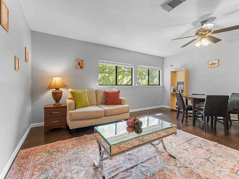 Jefferson Ridge Dr — Photo 9