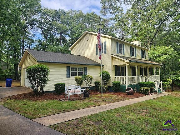 2nd image of 114 & 116 Chadwick Rd