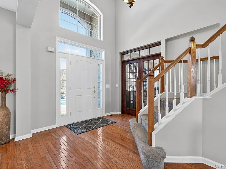 3 Moorefield Cir — Photo 3