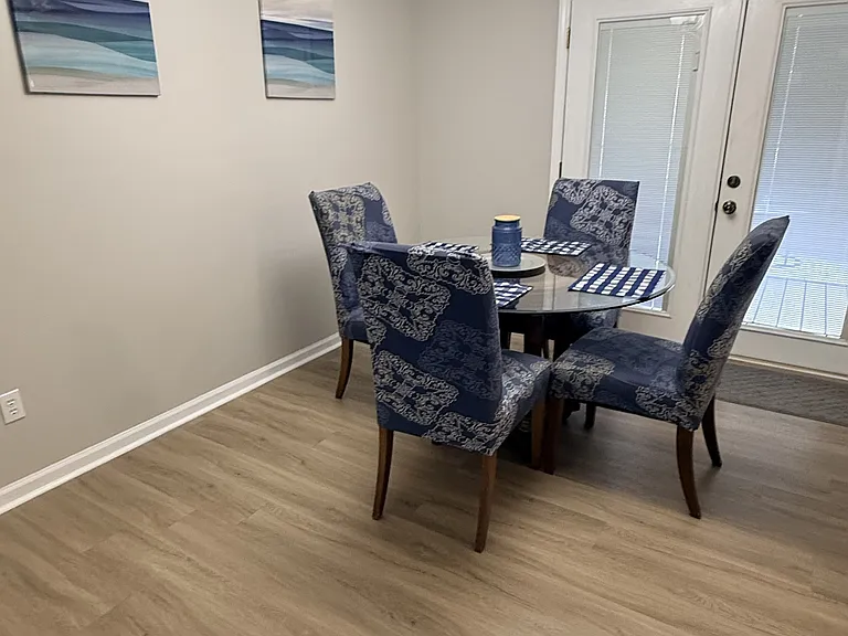 4 Country Manor Dr — Photo 4
