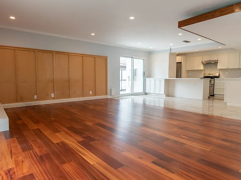 1108 Palmer Ave — Photo 7