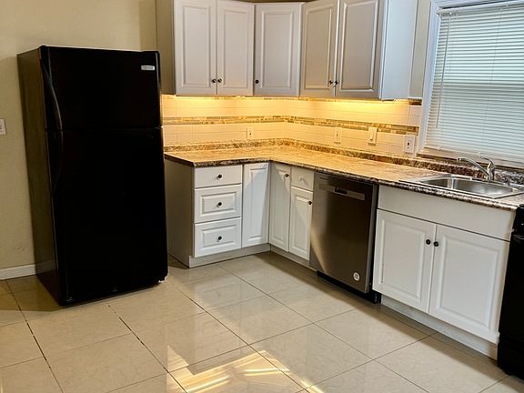 2nd image of 69 Brookline Ave Floor 2