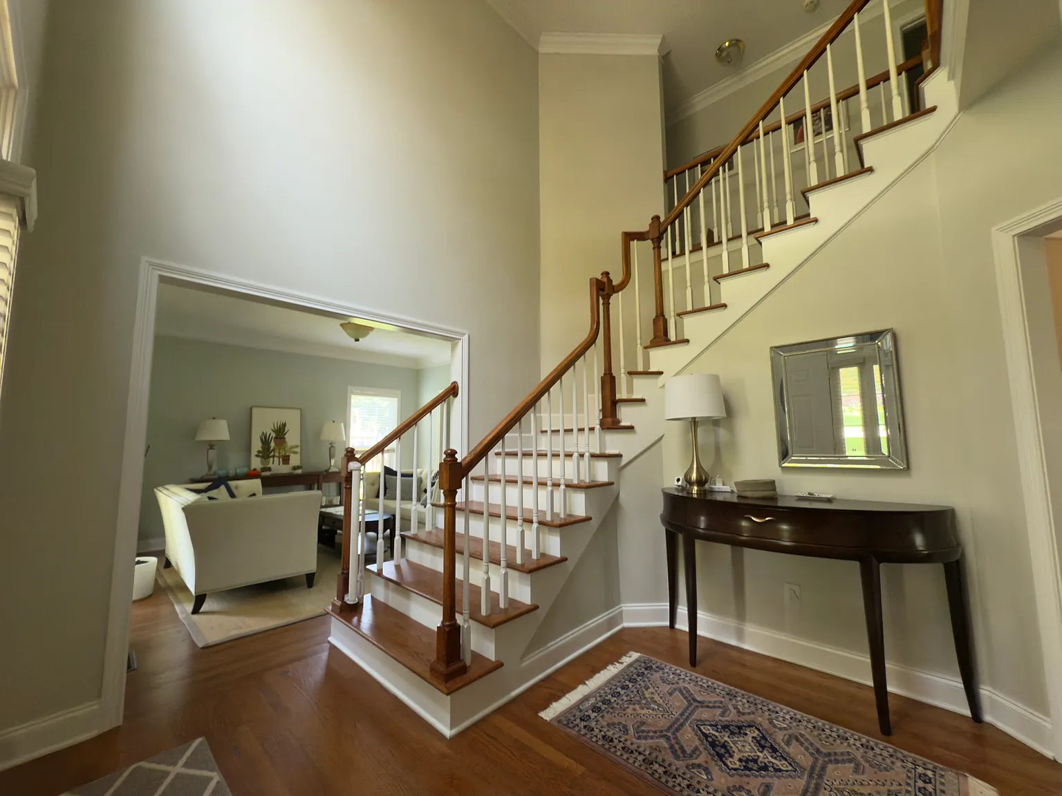 3 bed, 2416 sqft, $2,800 — Photo 3