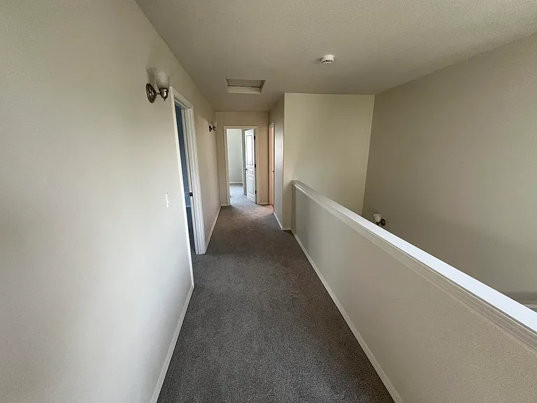 4774 SE Paladin Ln — Photo 5