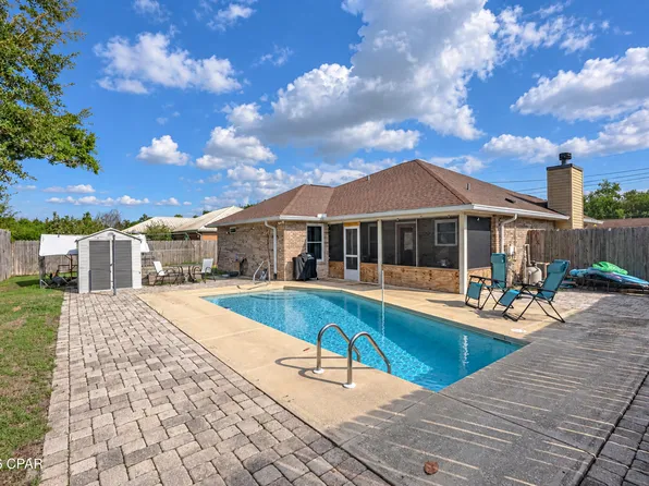 1510 E 9th St, Lynn Haven, FL 32444