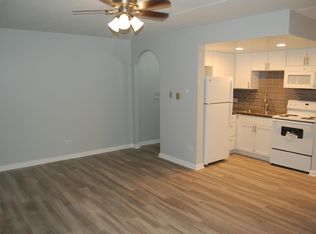 1131 Dunlop Ave APT 103, Forest Park, IL 60130