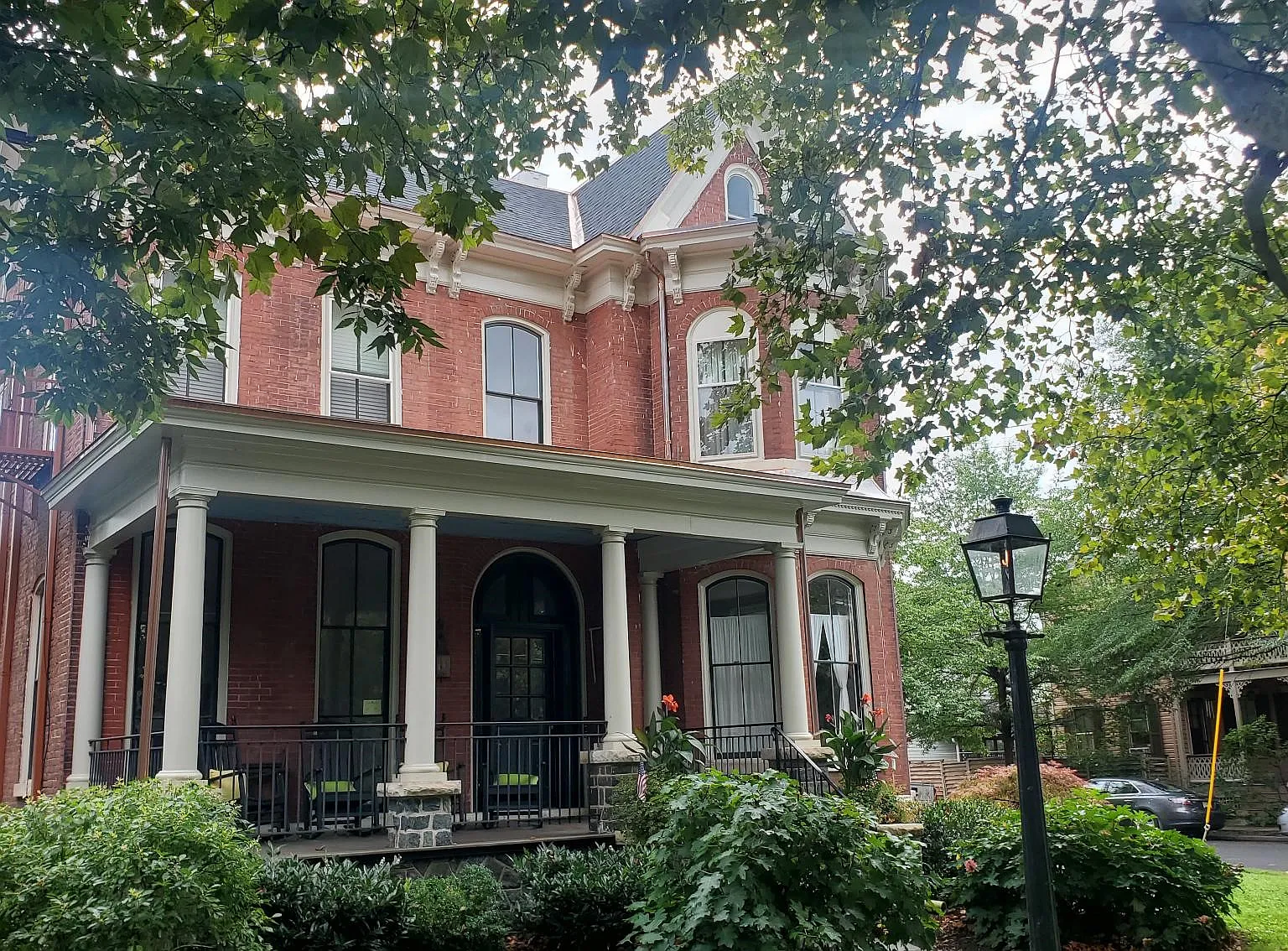 1 bed, $2,350 — Photo 1