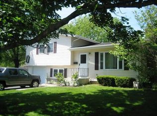 5 Glenwood Ave, Norwich, CT 06360