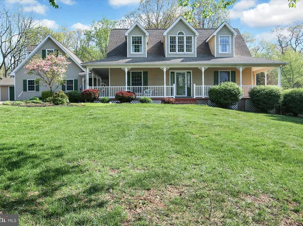 1325 County Line Rd, York Springs, PA 17372