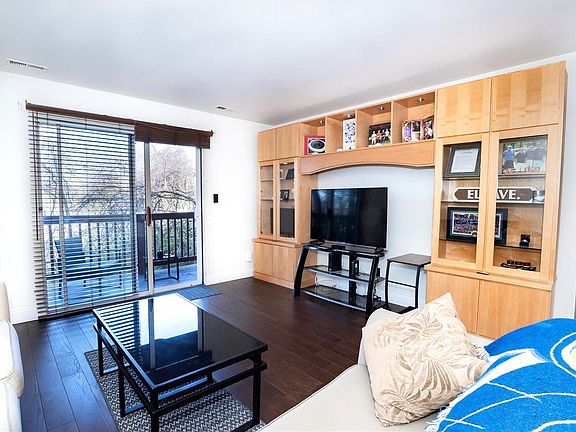 3rd image of 4309 Sunridge Dr APT C
