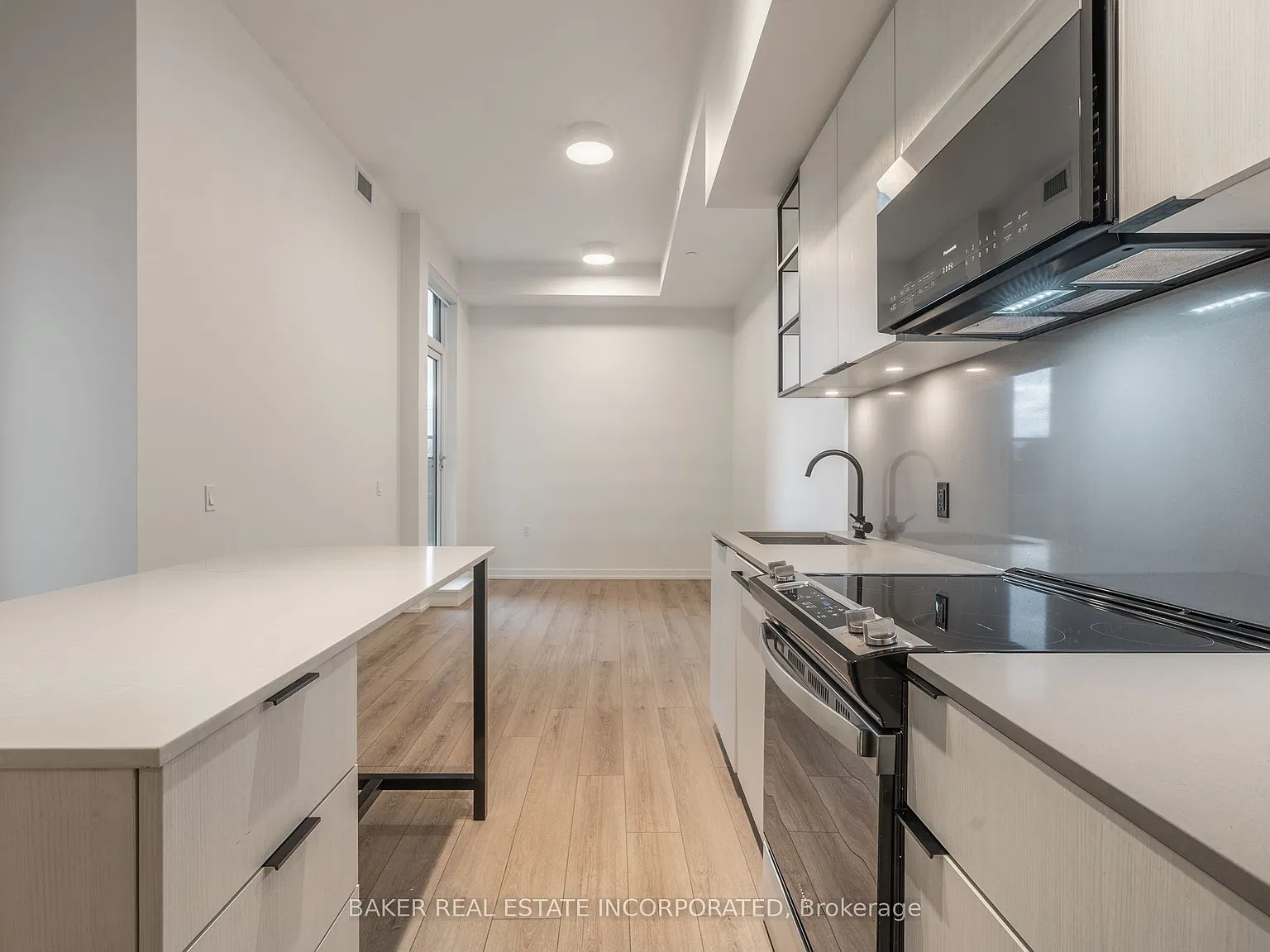 2 bed, $2,995 — Photo 4
