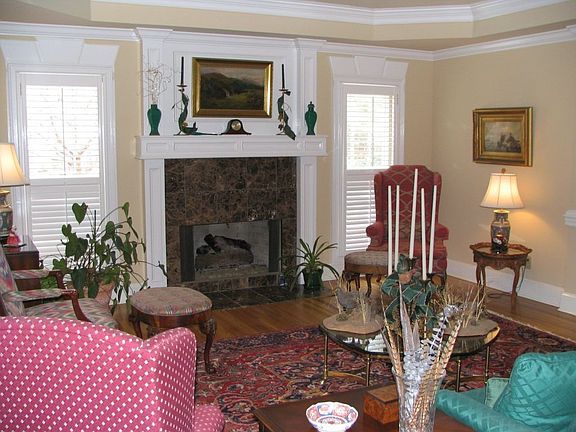 Formal living room