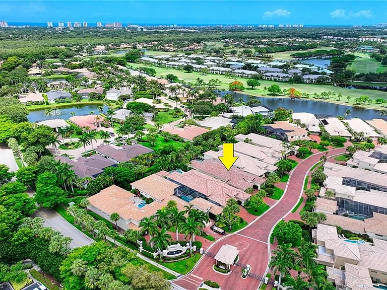 9013 Terranova Dr — Photo 42