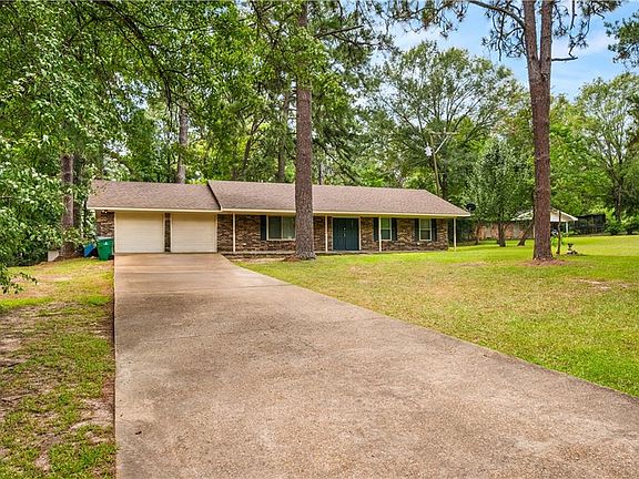 5th image of 605 Holiday Cir