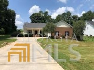 325 Eagles Nest Cir, Carrollton, GA 30116