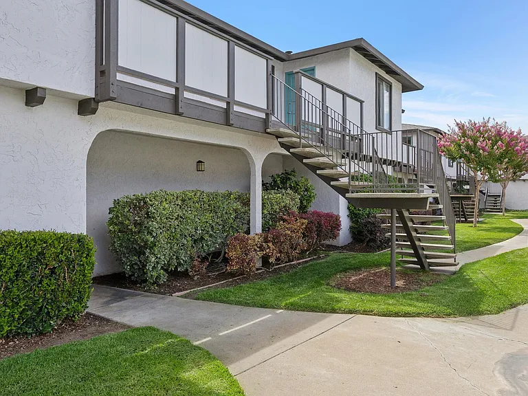 Solera Apartment Community — Photo 7