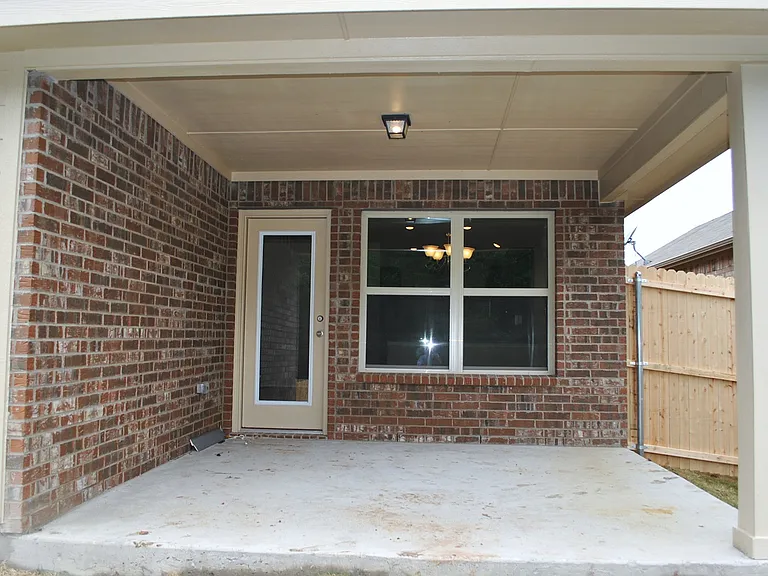 929 Hazels Way — Photo 13