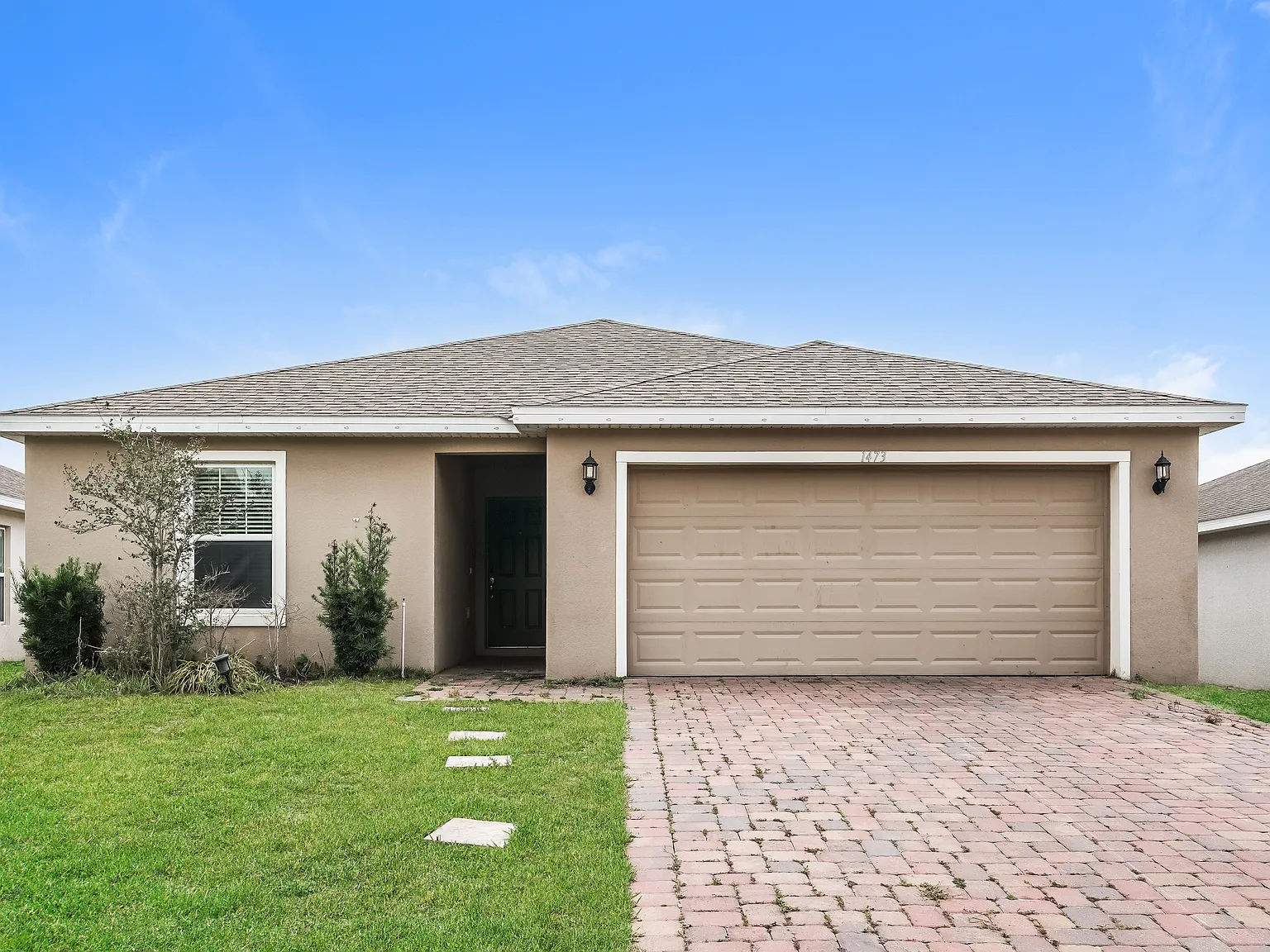 1473 Lucerne Loop Road NE — Photo 1