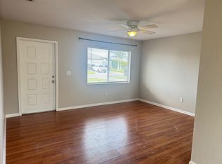 1715 SW 34th St, Cape Coral, FL 33914
