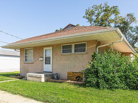 2nd image of 2934 Avenue B