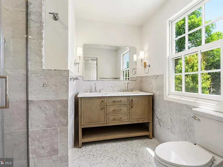 5605 Wood Way — Photo 14