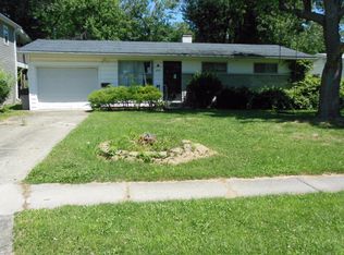 279 Gilbert St, Beech Grove, IN 46107