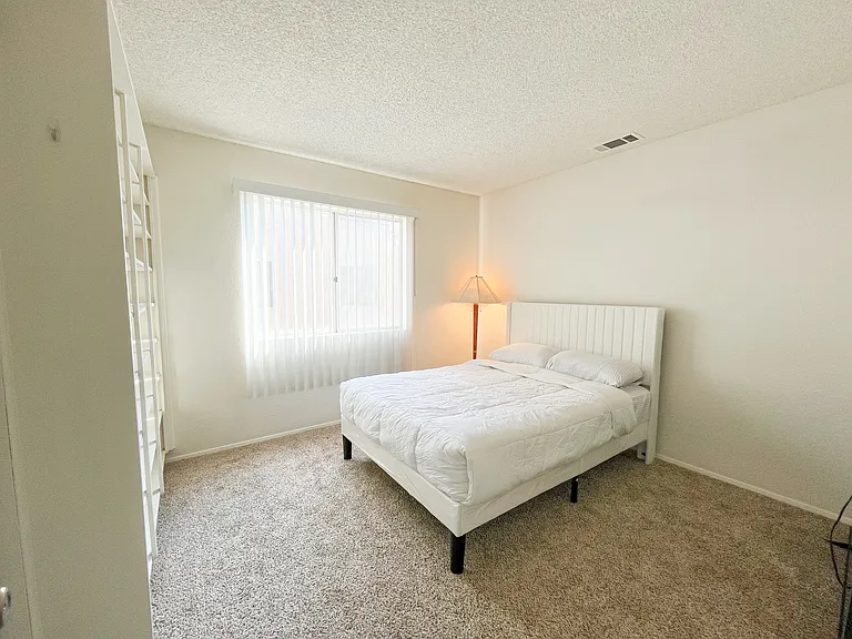 Tiger Ln — Photo 1