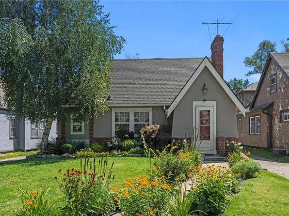 7217 Highland Ave, Kansas City, MO 64131