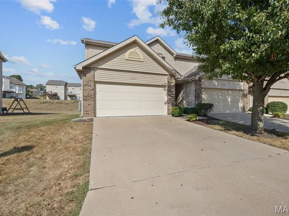 5576 Wavecrest Cir, Saint Charles, MO 63304