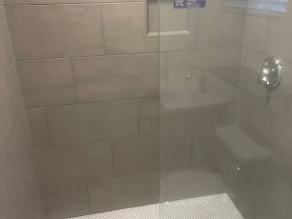 3rd image of 3521 W 59th St #1/2