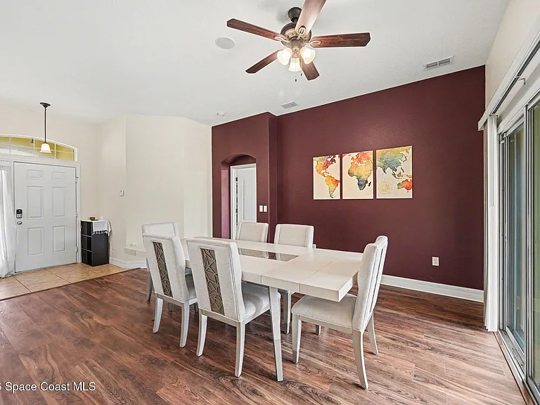 992 Coquina St SE — Photo 16