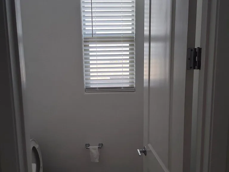 17613 W Georgia Ave — Photo 8