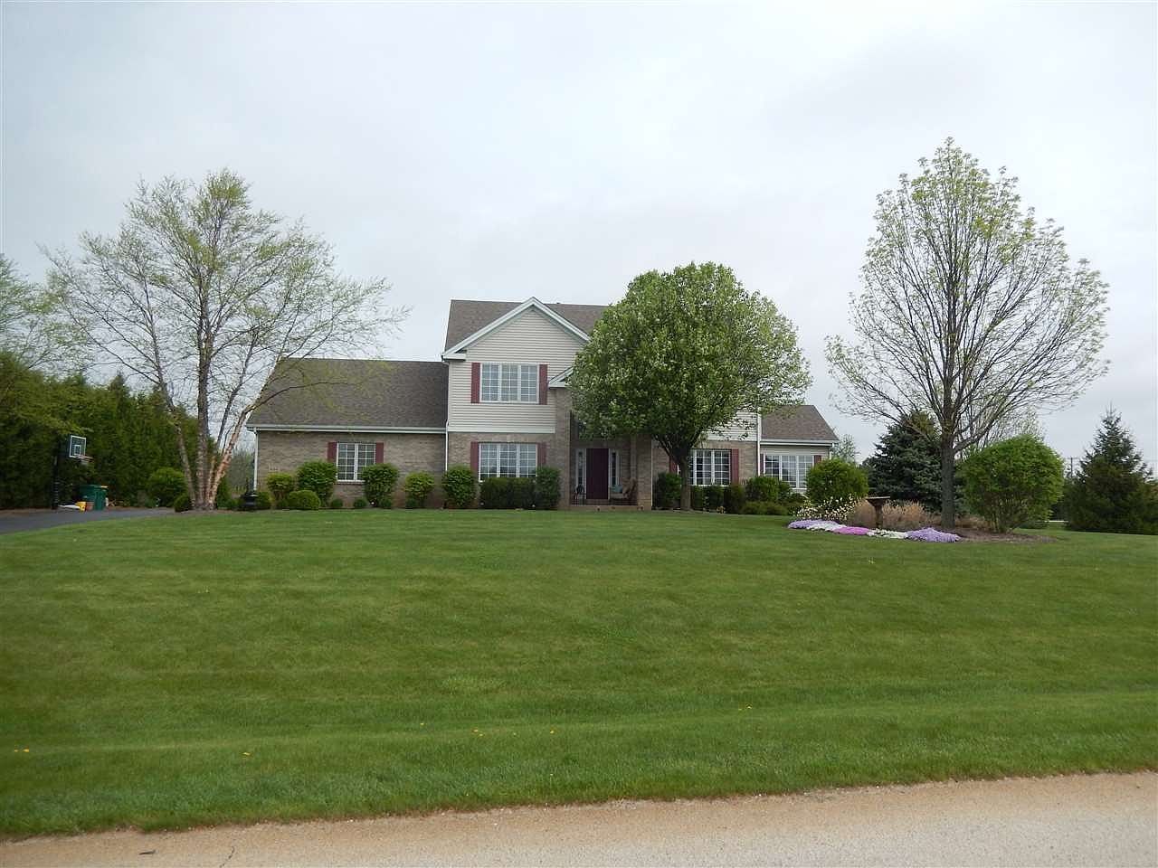 856 Wood Ridge Ln, Caledonia, IL 61011 Zillow