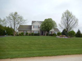 856 Wood Ridge Ln, Caledonia, IL 61011