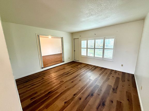4th image of 3505 Brookdale Ct
