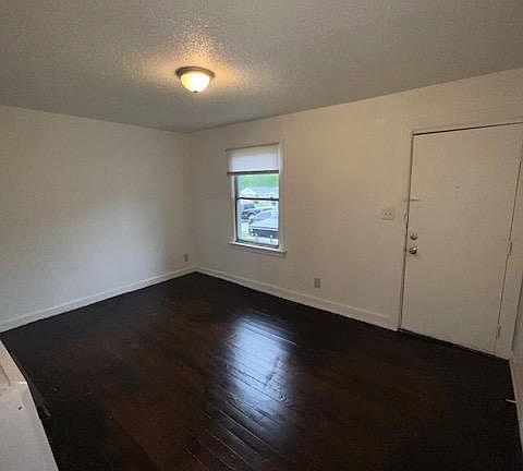 2nd image of 2504 NE 18th St