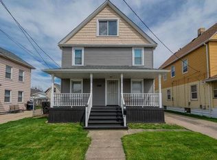 2083 Quail St, Lakewood, OH