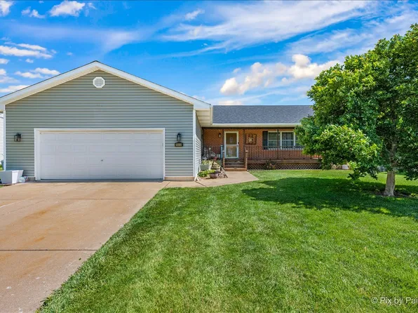 1019 Sandhurst Dr, Sandwich, IL 60548