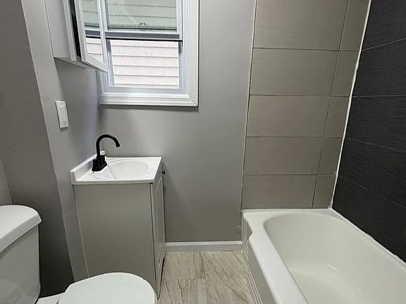 2nd image of 61 Tillinghast St #2L