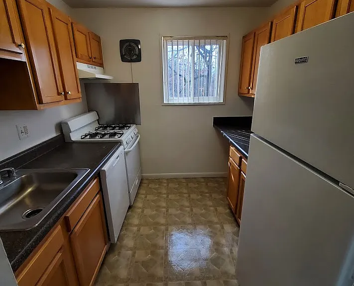 Highview Terrace — Photo 36