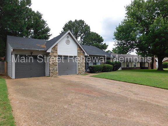 2nd image of 7350 Doncaster Ln