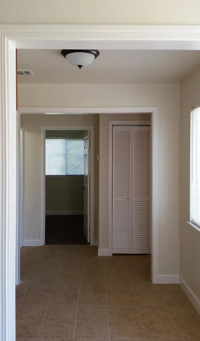 2118 Alpha Way — Photo 2