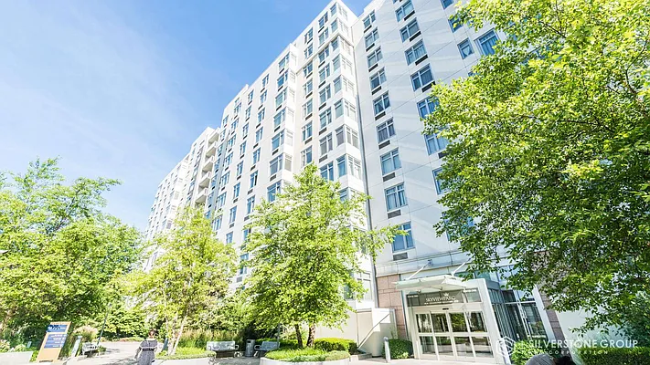 Sold by Silverstone Group USA Corp. | media 95