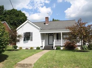 1106 Woodrow St, New Castle, PA 16101
