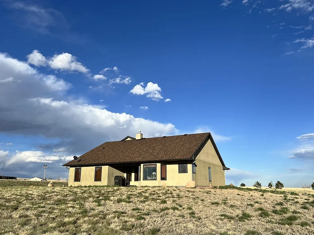 Building Photo - 1855 Swigert Way