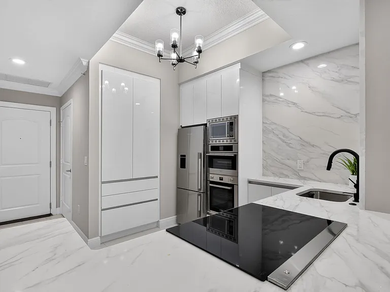 701 S Olive Ave #1205 — Photo 6